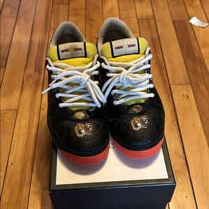 Gucci Men's Black, Yellow, and Red Sneakers